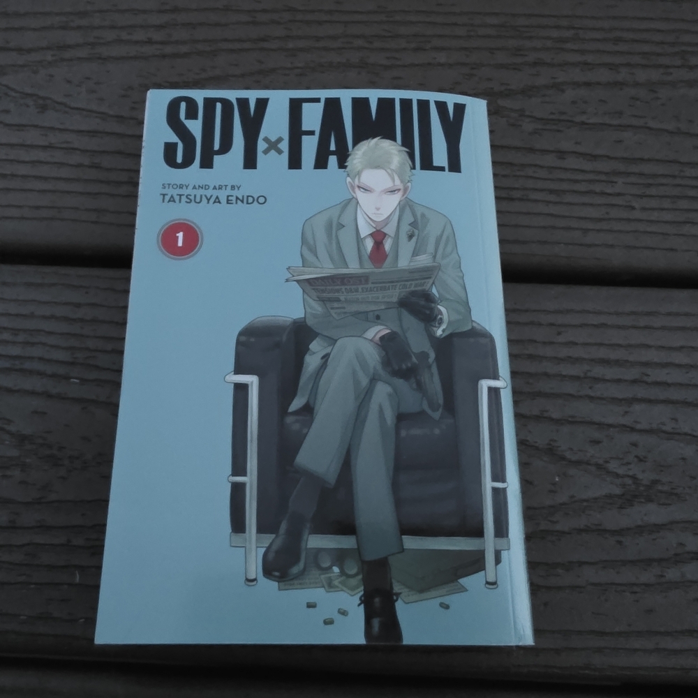 Spy x Family Manga Volume 1 & 2 by Tatsuya Endo Lot of 2